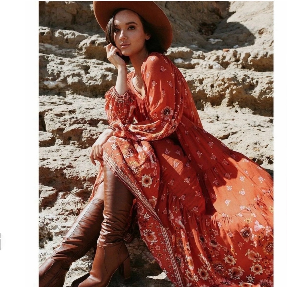 SPELL Campfire Joni Gown size Small (New with Tags) - Picture 5 of 15